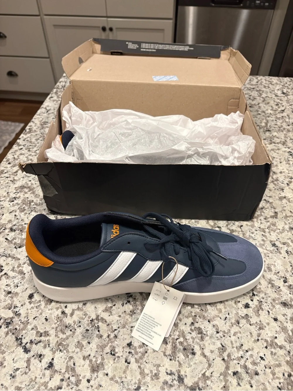 Adidas Barreda Shoes Aurora Ink Focus Orange Men’s Size US 12 Sneakers Low Top